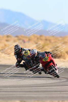 media/Jan-10-2025-CVMA Friday Practice (Fri) [[489e0da257]]/Group 4 and Trackday/Session 4 (Turn 16)/